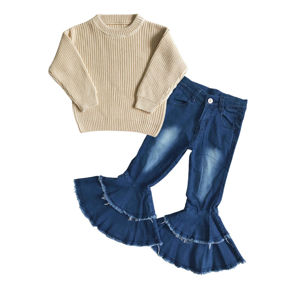 Cream knit sweater +bleach jeans girls outfits