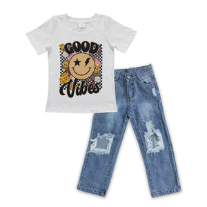 good vibes top +  jeans outfits
