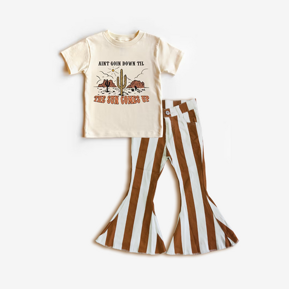 the sun comes up top + stripe jeans outfits