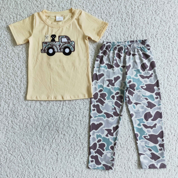 Embroidery yellow top+Camouflage trousers boy outfits