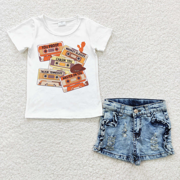 summer Magnetic tape top +  Denim shorts outfits