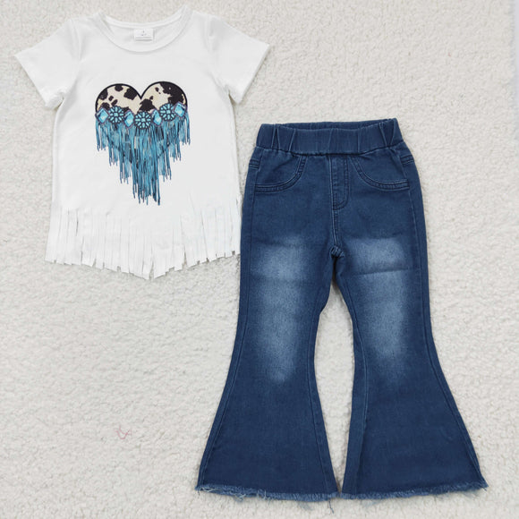 turquoise top + bleach jeans outfits
