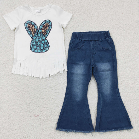 turquoise bunny top + bleach jeans outfits
